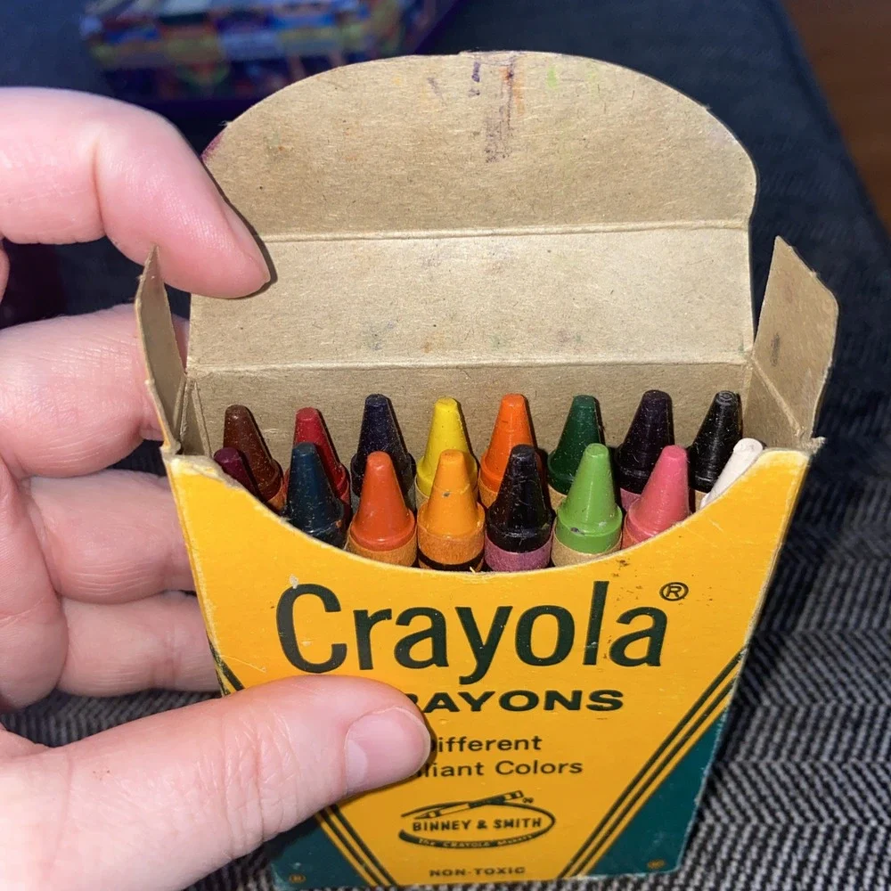 2x Crayola Crayons Binney Smith 16 Brilliant Colors Complete‎ Vintage